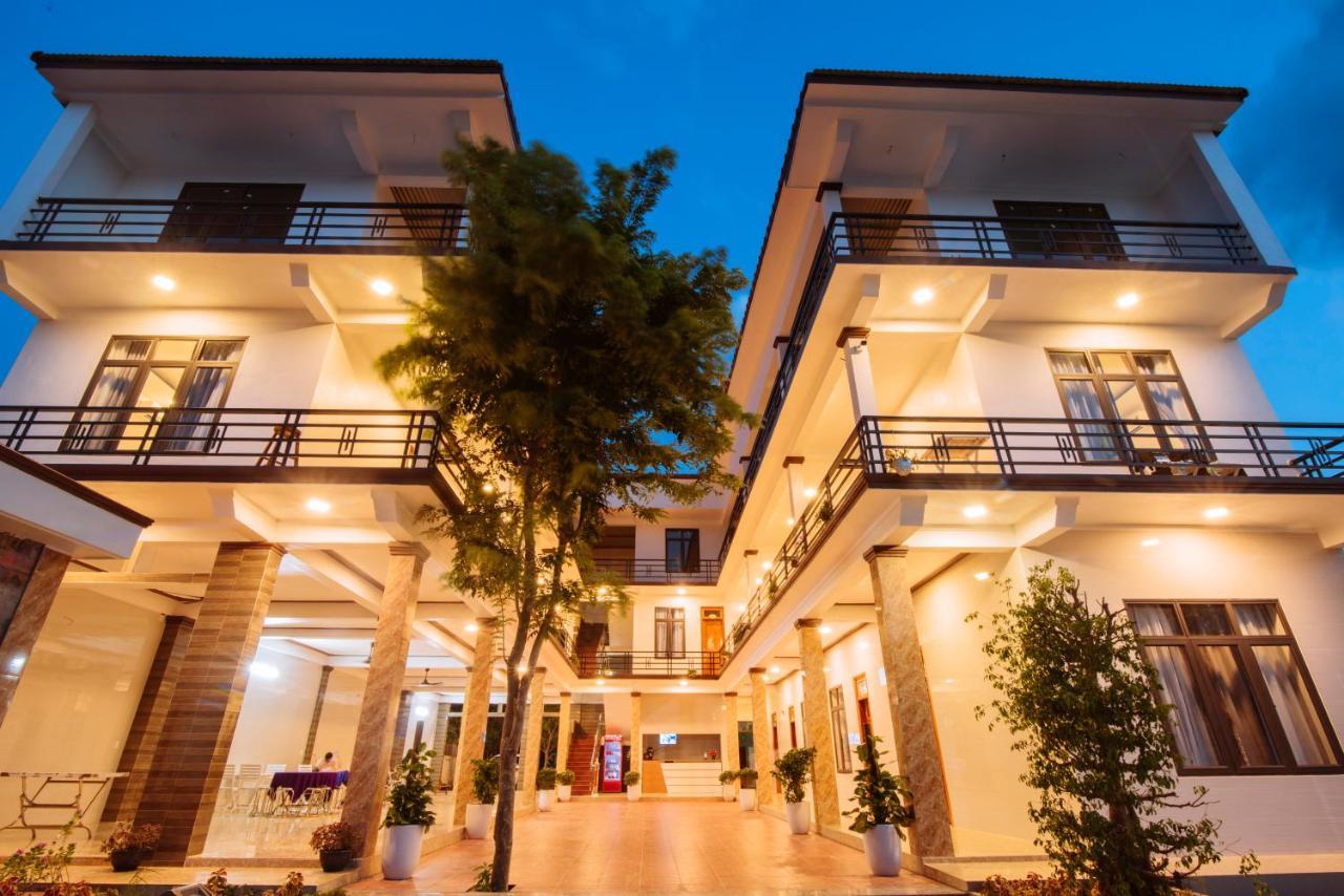 Jade Hotel Phong Nha Exterior foto