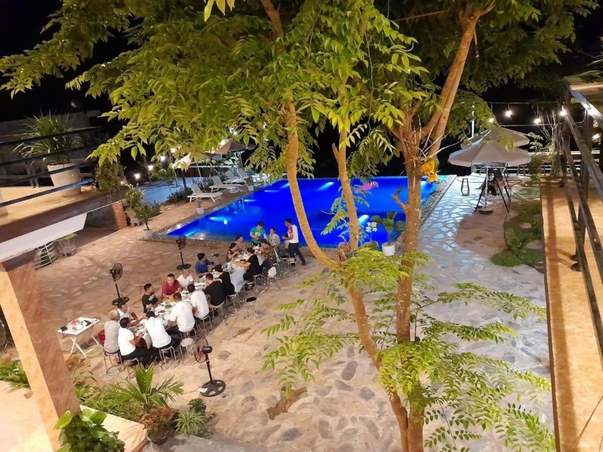 Jade Hotel Phong Nha Exterior foto